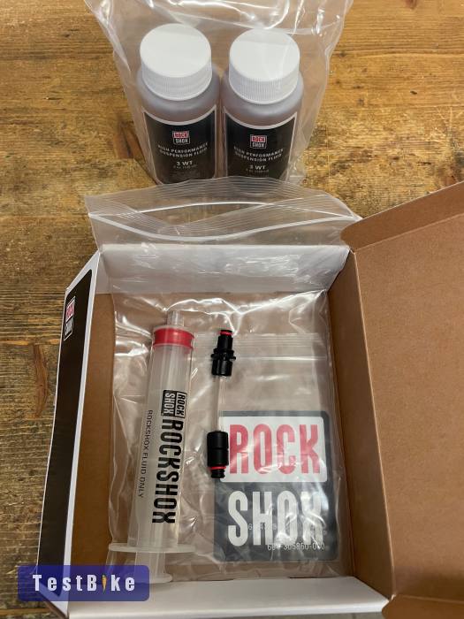 Új RockShox Charger légtelenítő készlet