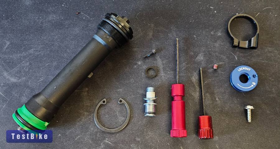 Új Rockshox csillapító egység Remote-os 11.4018.009.049