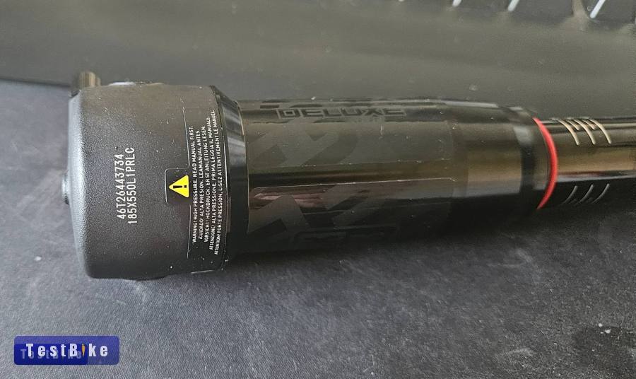 Új RockShox Deluxe Select 185x55