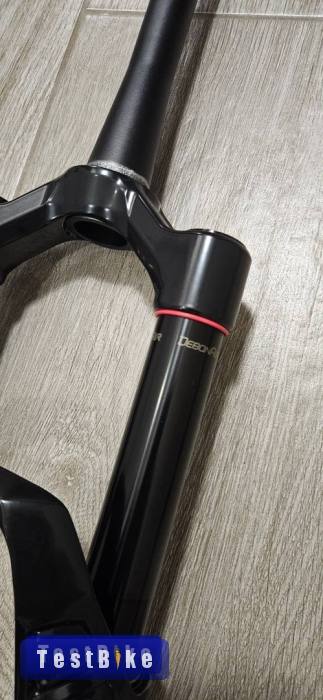 Új RockShox Lyrik 160mm, boost, vágatlan nyakkal eladó