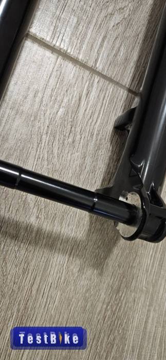 Új RockShox Lyrik 160mm, boost, vágatlan nyakkal eladó