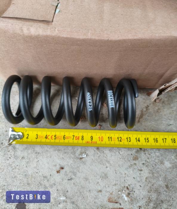 Új RockShox rugó 400lbs