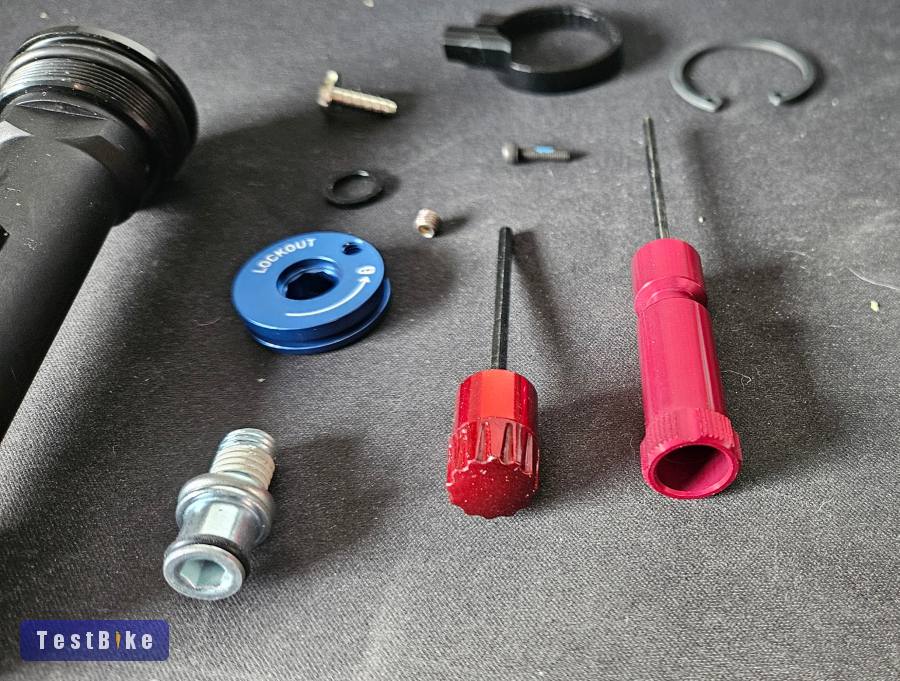 új Rockshox Turnkey csillapítás Sektor Gold/Recon Gold