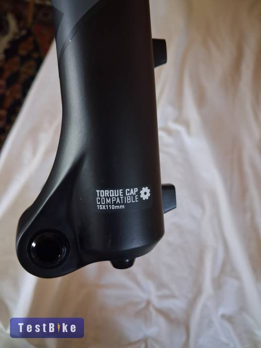 Új Rockshox Yari 150mm