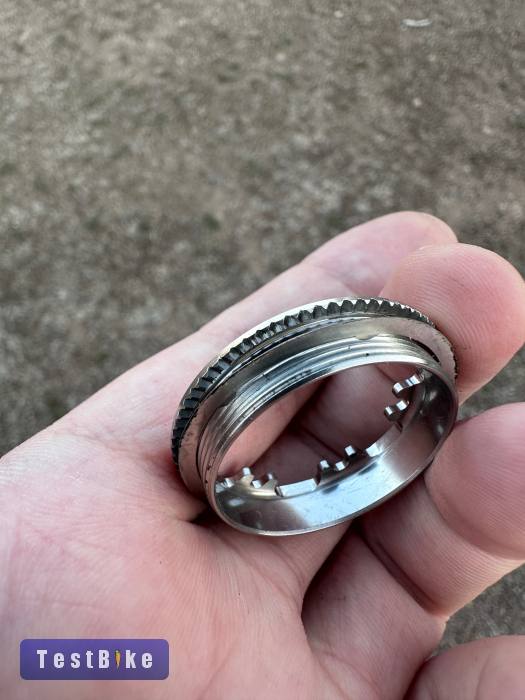 Új S-Parts titanium kazetta  zárógyűrű (HG) S12