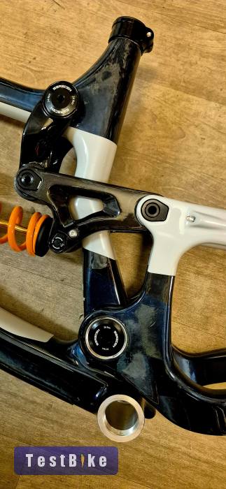 Új Saracen Myst X Carbon 27,5 2018 M-es eladó!