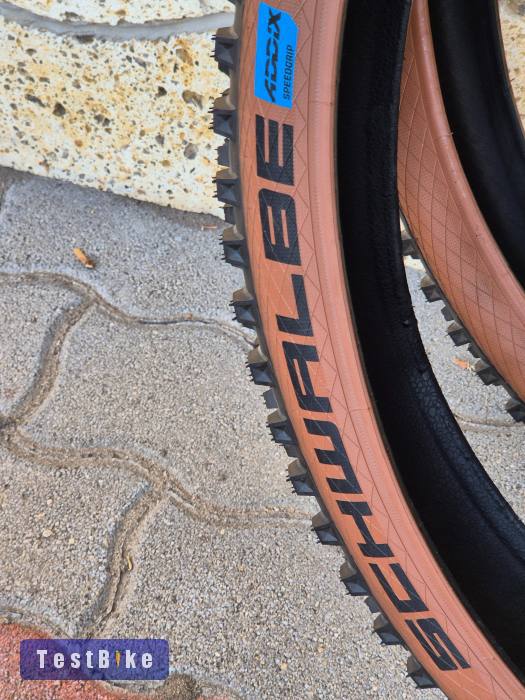 Új schwalbe hans dampf evo kevlar 29x2,60