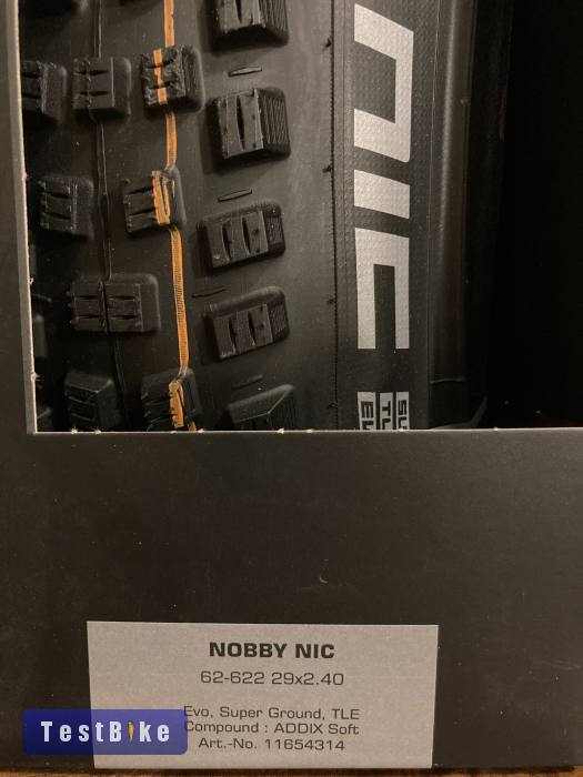 Új Schwalbe Nobby Nic 29x2.4 evo kevlár külső gumik, 2db!