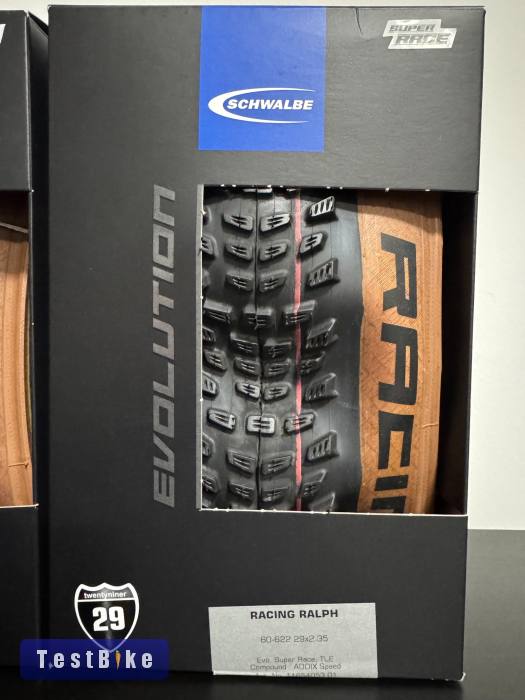 Új Schwalbe Racing Ray + Racing Ralph Super Race 29x2.35