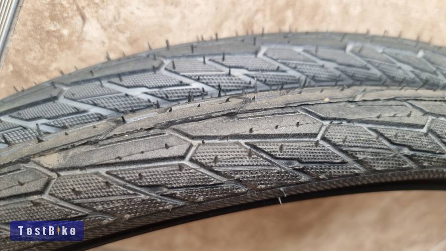 Új Schwalbe Road Cruiser 47-622 (28x1.75)trekking külső gumi