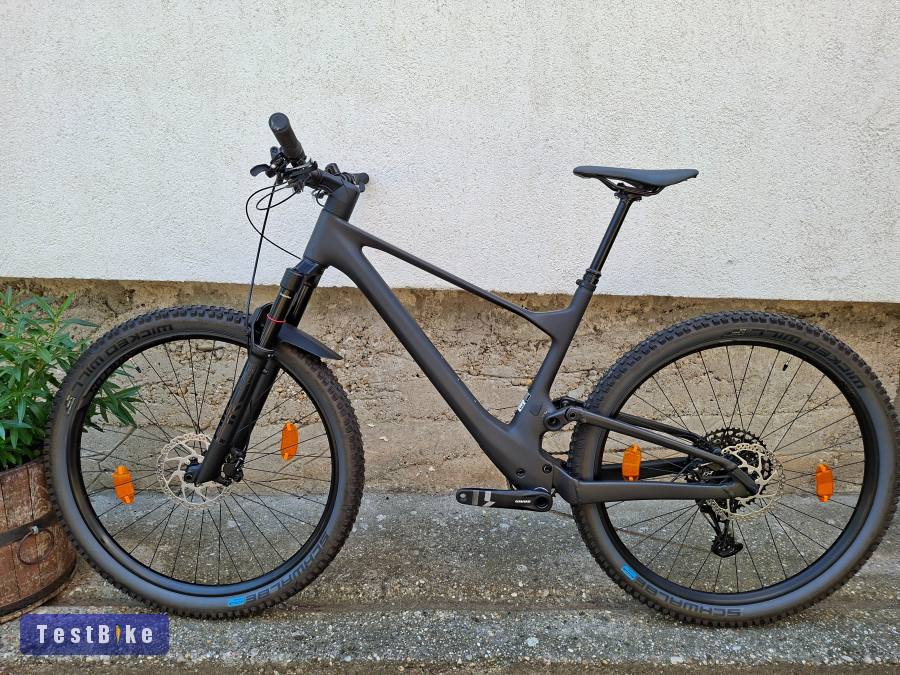 Új Scott Spark 940 karbon trail mtb