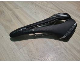 Új Selle Italia X-LR Ti Superflow kerékpárnyereg 145 mm