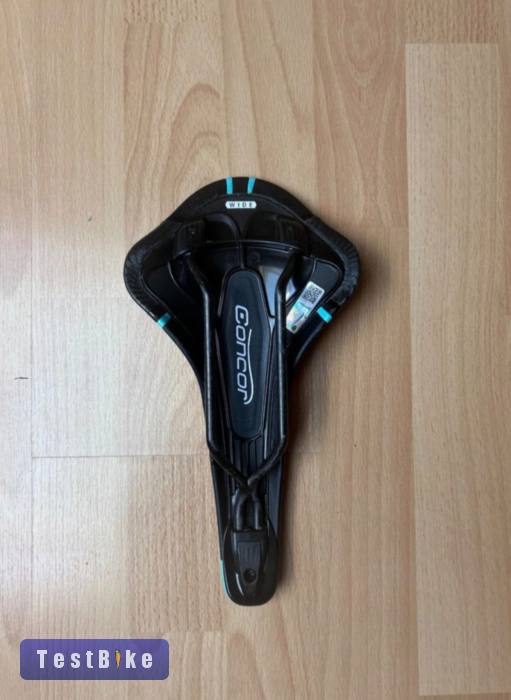 Új Selle San Marco Concor FX Carbon nyereg (posta az árban) 