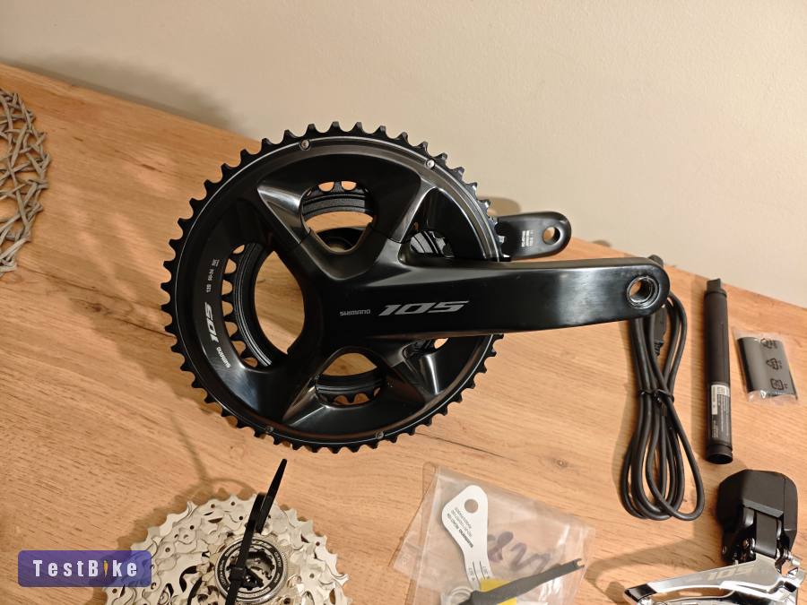 Új Shimano 105 di2 szett 2×12
