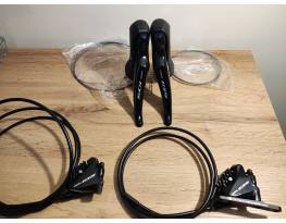 Új Shimano 105 fékváltó karok és féknyergek 2×11