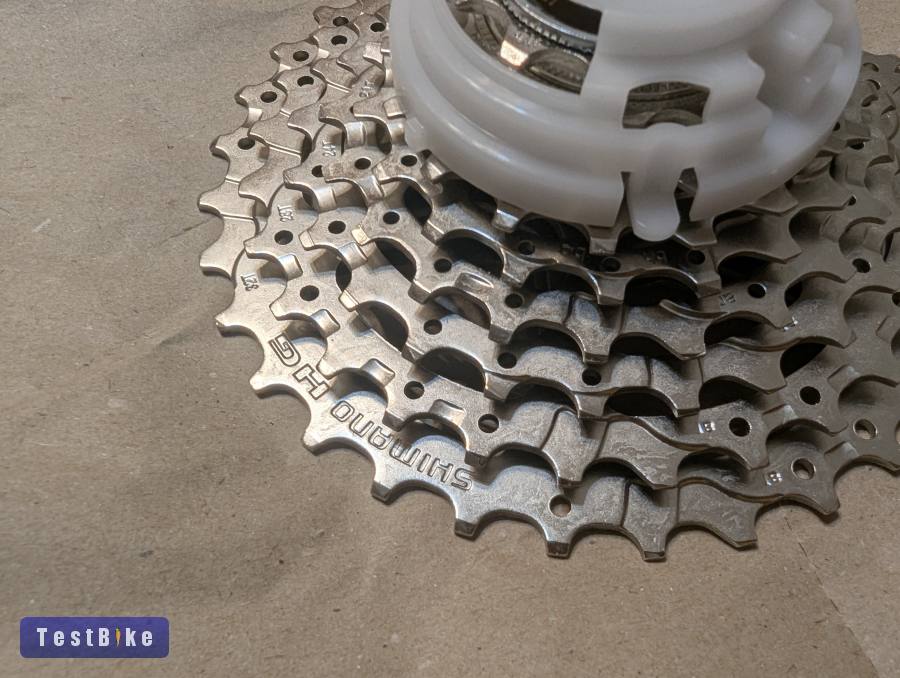 ÚJ Shimano HG400 11-32t 9 sebesség 