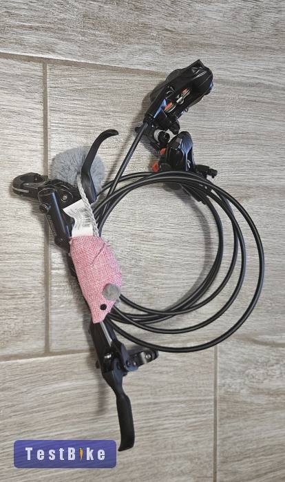 Új Shimano M501/MT520 4 dugattyús fékszett eladó