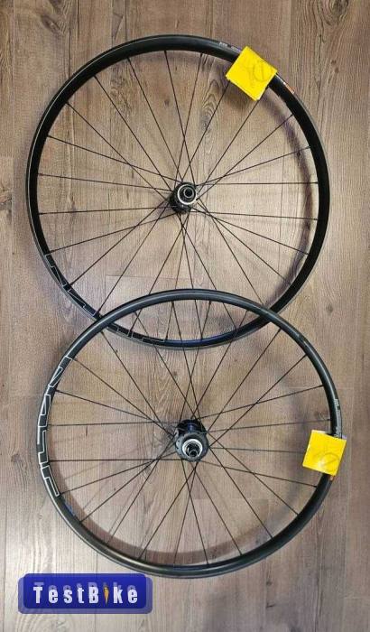 Új Shimano MT620 29" Boostos, Tubeless ready, MicroSpline