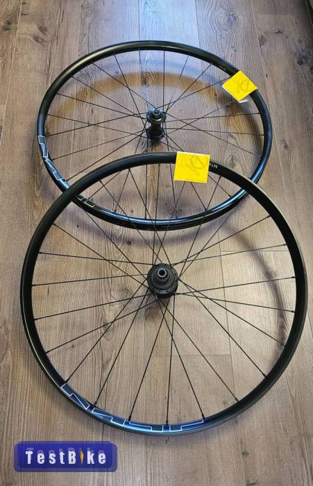 Új Shimano MT620 29" Boostos, Tubeless ready, MicroSpline el