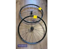 Új Shimano MT620 29" Boostos, Tubeless ready, MicroSpline el
