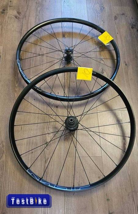 Új Shimano MT620 29" Boostos, Tubeless ready, MicroSpline eladó