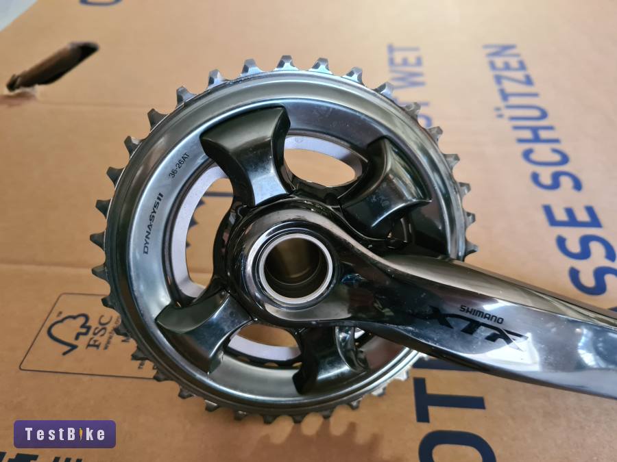 Új Shimano xtr 2x11 hajtómű és új xtr első váltó