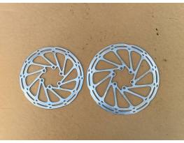 Ăj! Sram Centerline 160 Ă©s 140 mm-es fĂ©ktĂĄrcsa pĂĄrban