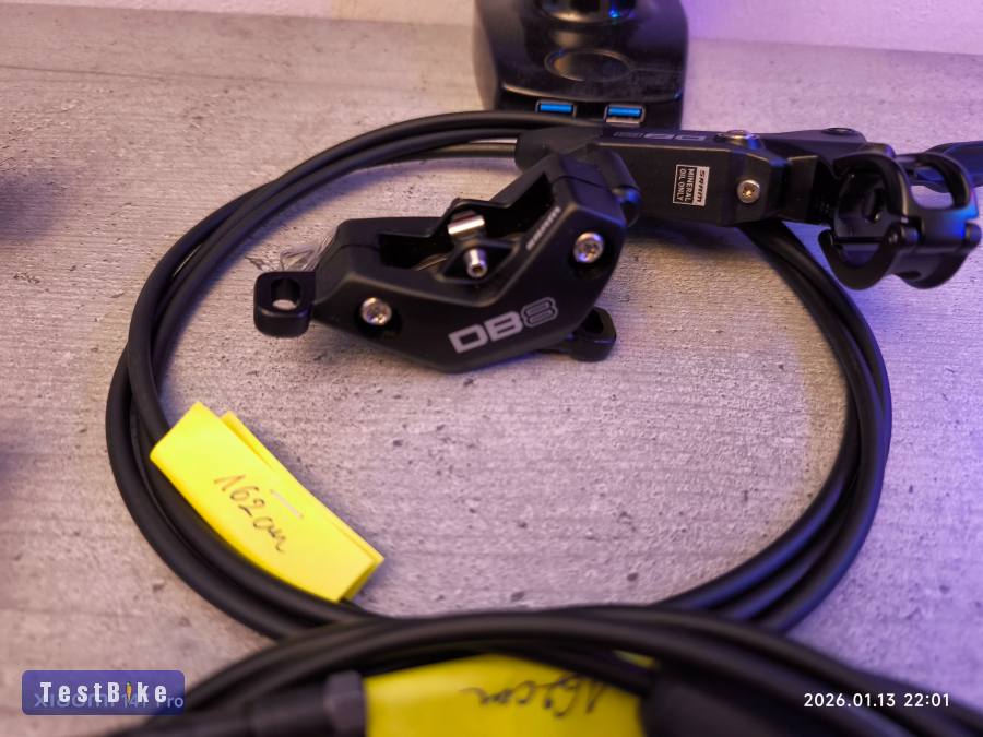 Új Sram DB8 4 dugattyús hidraulikus tárcsafék (első-hátsó)