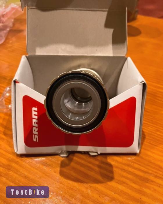 Új Sram GXP Team olasz menetes eladó