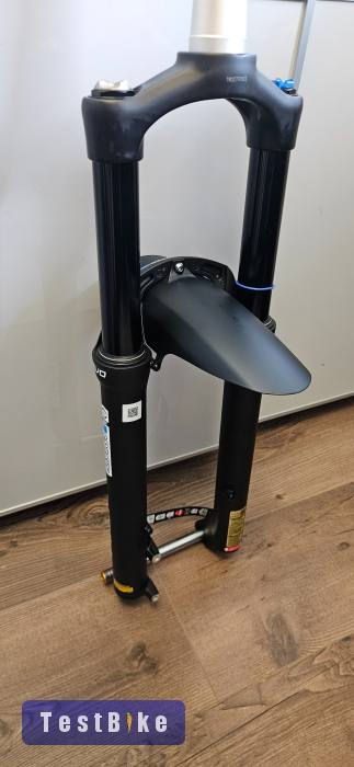 Új Suntour Aion 35, 29er, Boost, 150mm, vágatlan nyak 270mm