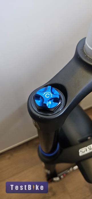Új Suntour Aion 35, 29er, Boost, 150mm, vágatlan nyak 270mm
