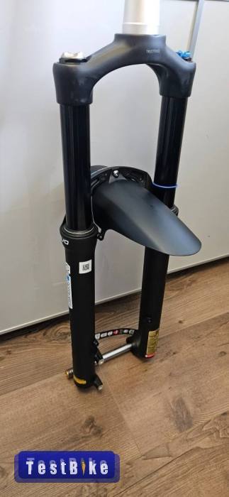 Új Suntour Aion 35, 27,5, Boost, 150mm, vágatlan nyak 270mm