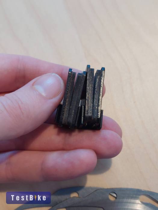 Új Tektro 160 mm-es féktárcsák és betétel eladók