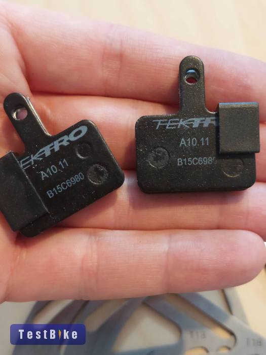 Új Tektro 160 mm-es féktárcsák és betétel eladók