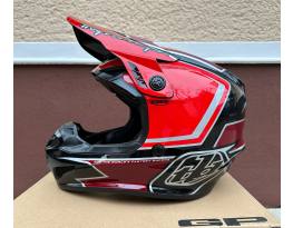 Új Troy Lee Designs GP piros/fekete sisak, bukósisak (M)