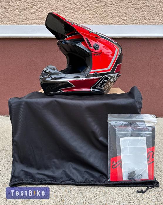 Új Troy Lee Designs GP piros/fekete sisak, bukósisak (S/M)