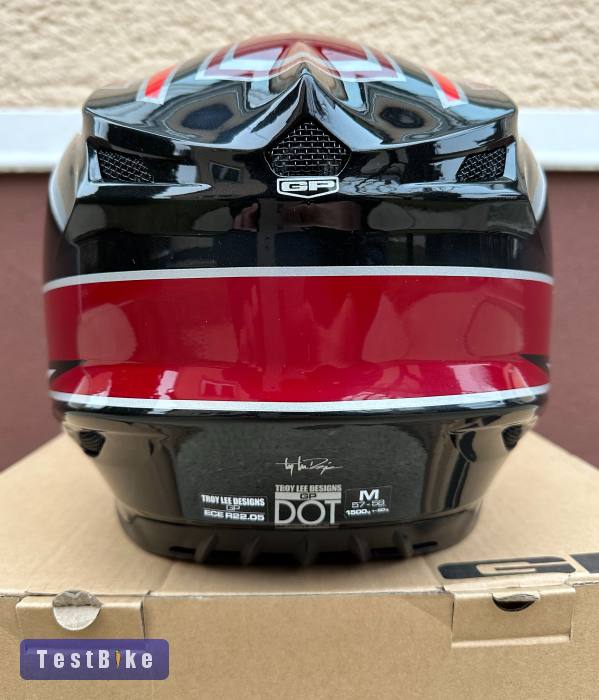 Új Troy Lee Designs GP piros/fekete sisak, bukósisak (S/M)