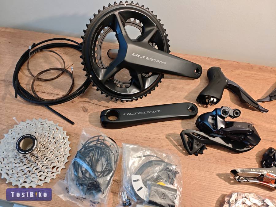 Új Ultegra 8150 di2 2×12 felnifékes szett 
