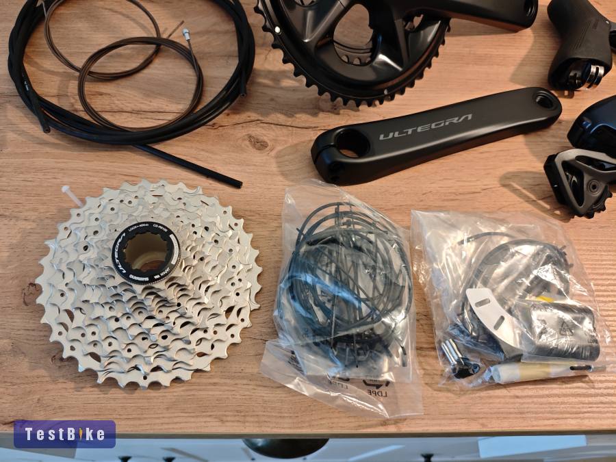 Új Ultegra 8150 di2 2×12 felnifékes szett 
