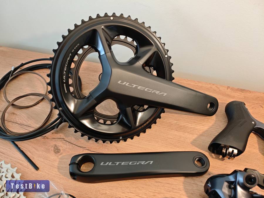 Új Ultegra 8150 di2 2×12 felnifékes szett 