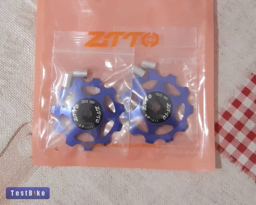 Új váltógörgő szett, eloxált kék alu. Ár/szett.