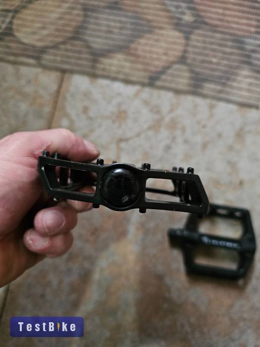 Új Velotech pedál eladó