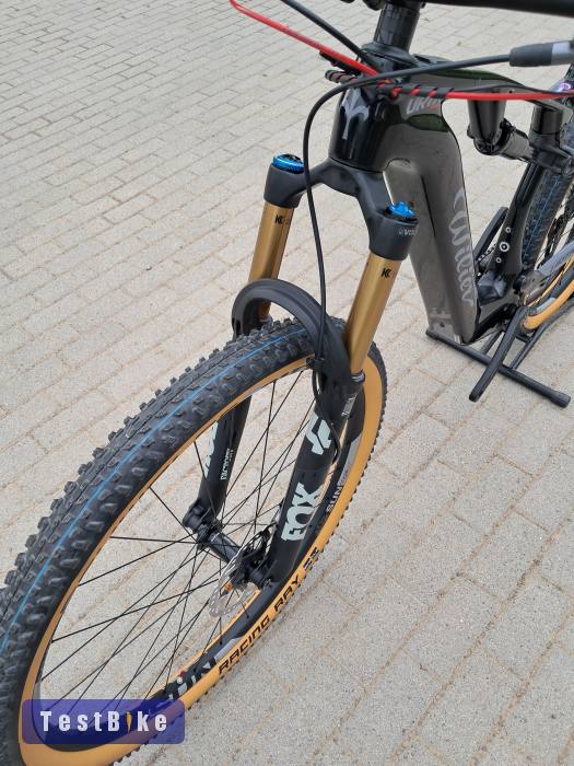 Új Wilier urta hybrid carbon XTR 15,7kg e-bike FOX kashima