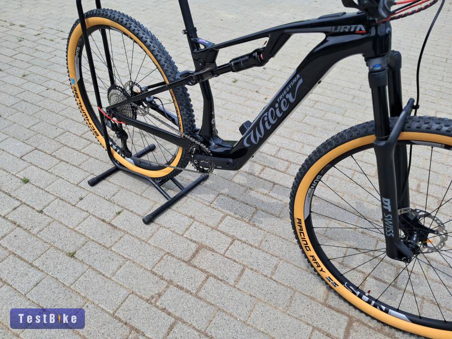 Új Wilier urta hybrid carbon XTR 15,7kg e-bike FOX kashima