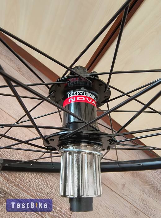 Új WTB-Novatec-Dt Swiss tubeless MTB/XC/gravel kerékszett
