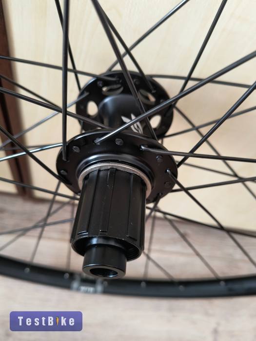 Új WTB tubeless Dt küllős gravel kerékszett
