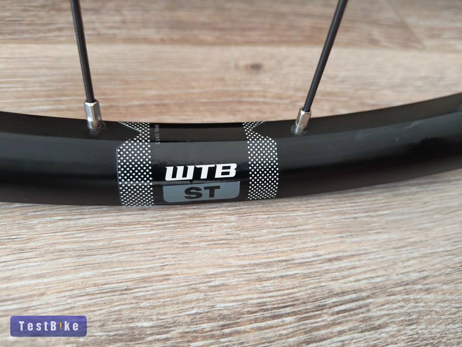 Új WTB tubeless Dt küllős gravel kerékszett