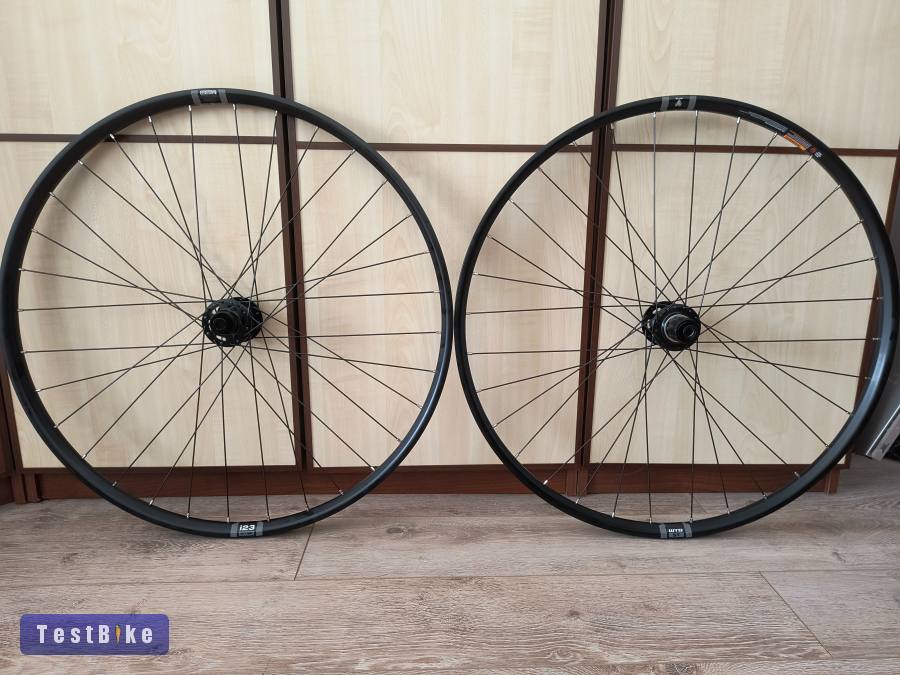 Új WTB tubeless Dt küllős gravel kerékszett