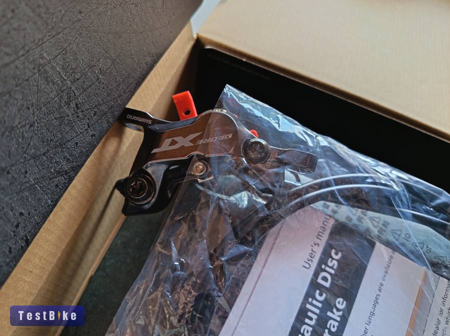 Új xt m8120 4 dugattyús tárcsafék szett