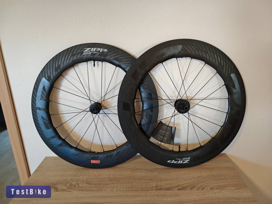 Új Zipp 858 NSW karbon kerékszett 28"